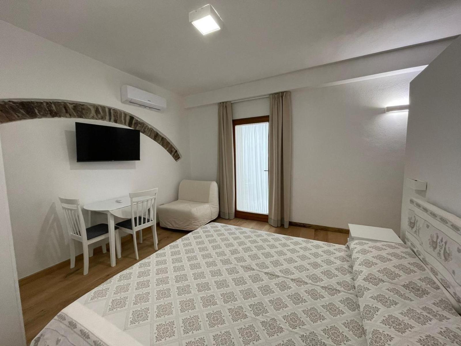 Sa Troppa De Sos Chentu Hotel Dorgali Ngoại thất bức ảnh